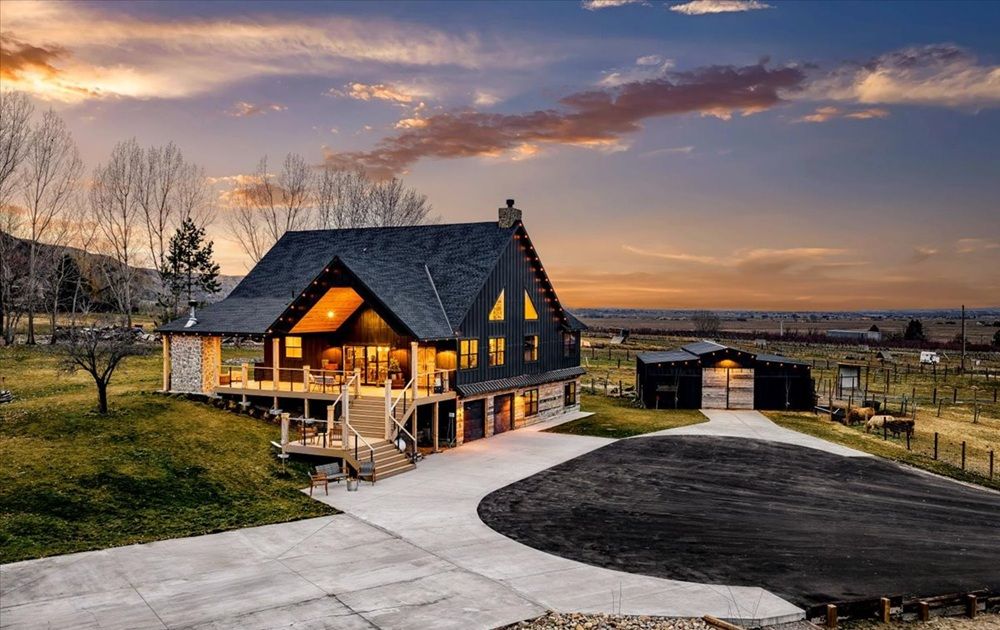 4575 Harvest Lane