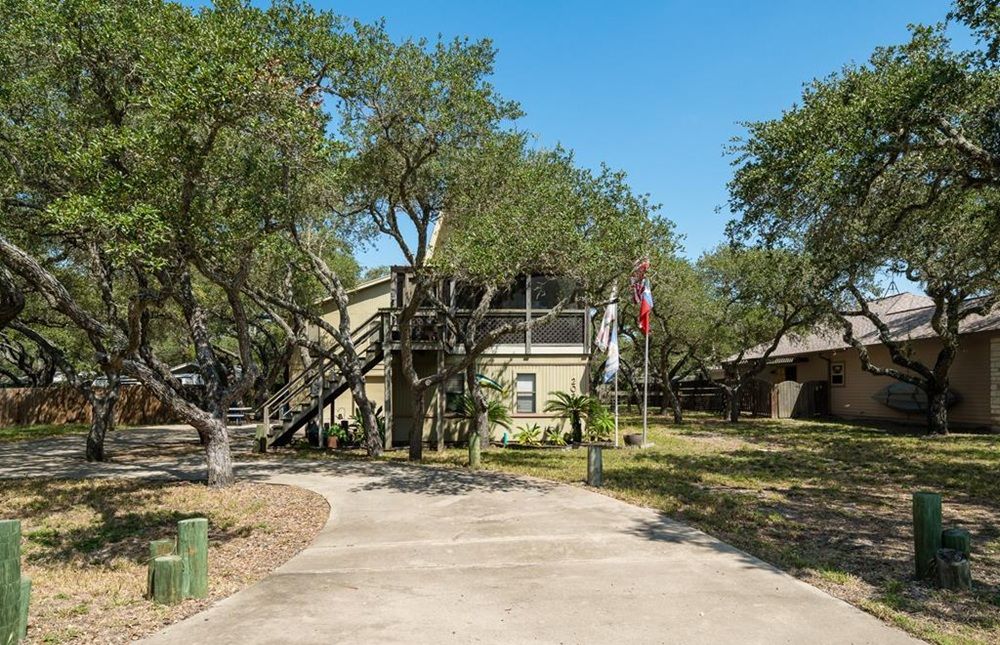 203 Timber Lane Loop