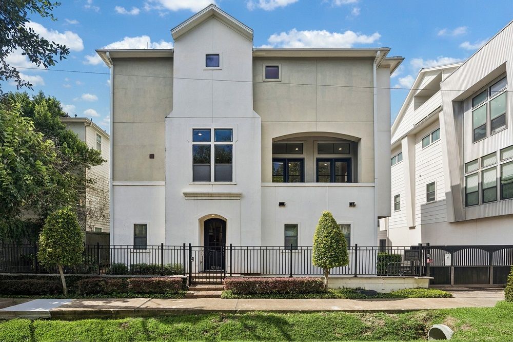 5718 Kansas Street Unit D