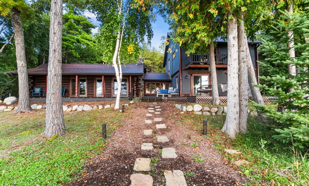 3828 Hemingway Road