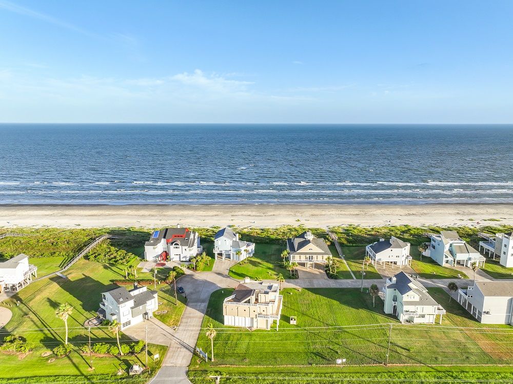 Your Own Galveston Escape Steps From The Beach
