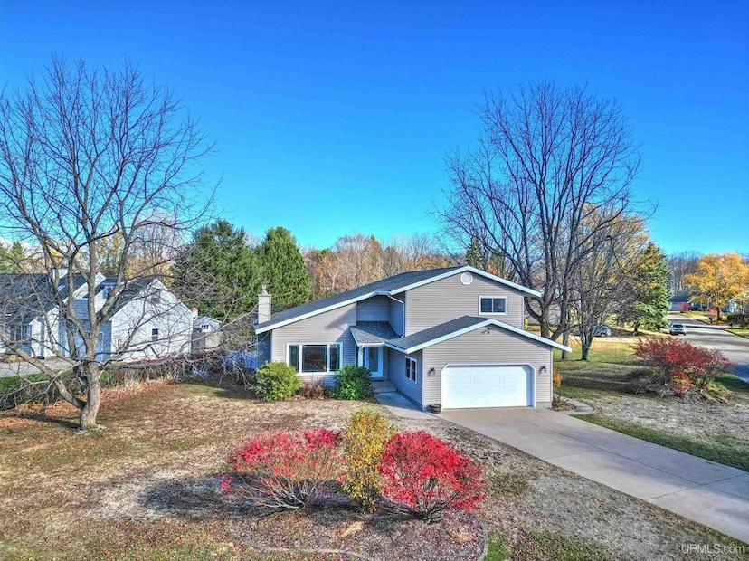 28 Specker Cir