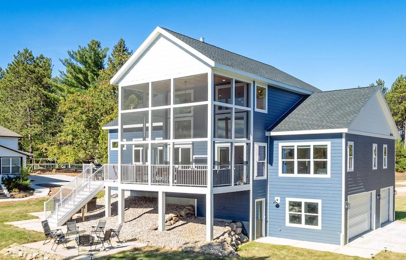 W5565 Springwater Dr
