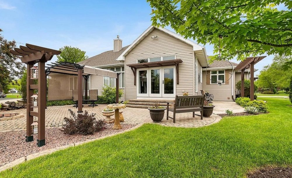 Ultimate Riverfront Retreat Near Kiel