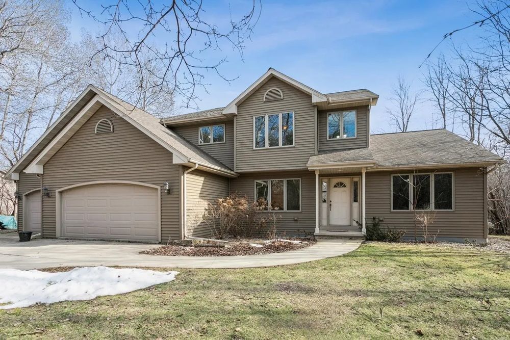 Secluded Country Bliss In Martin Woods