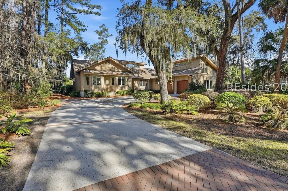 27 Pine Island Rd