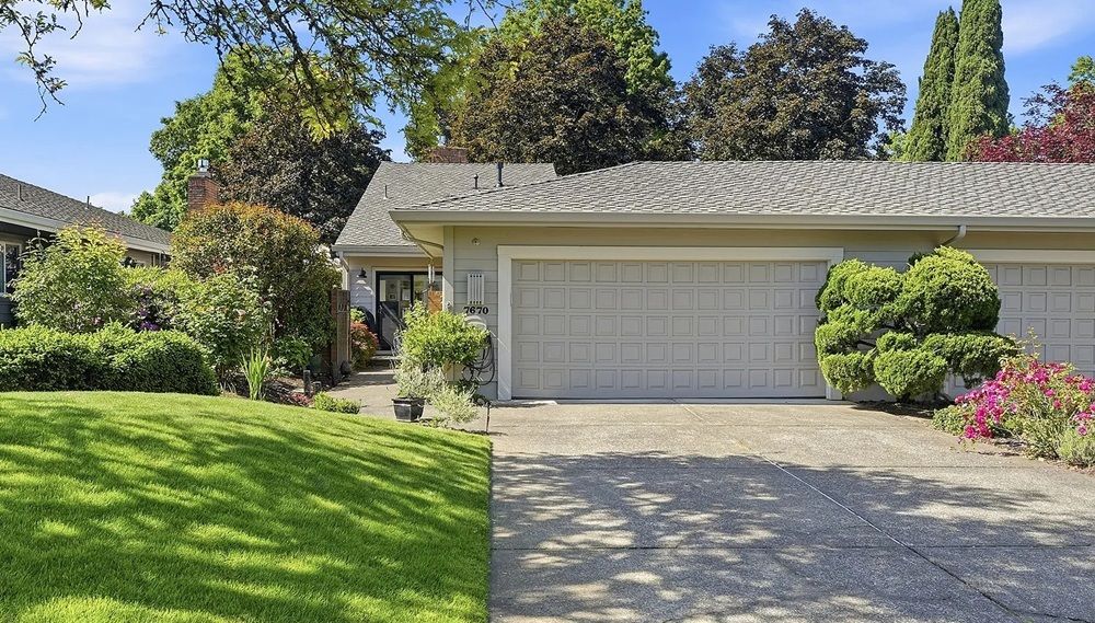 7670 SW Arbor Lake CT