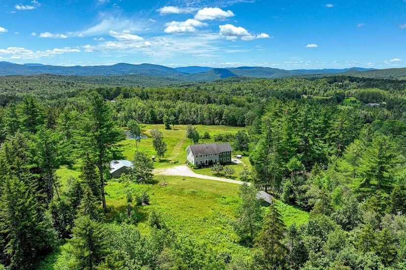 Panoramic Views, Peaceful Ponds & Endless Possibility