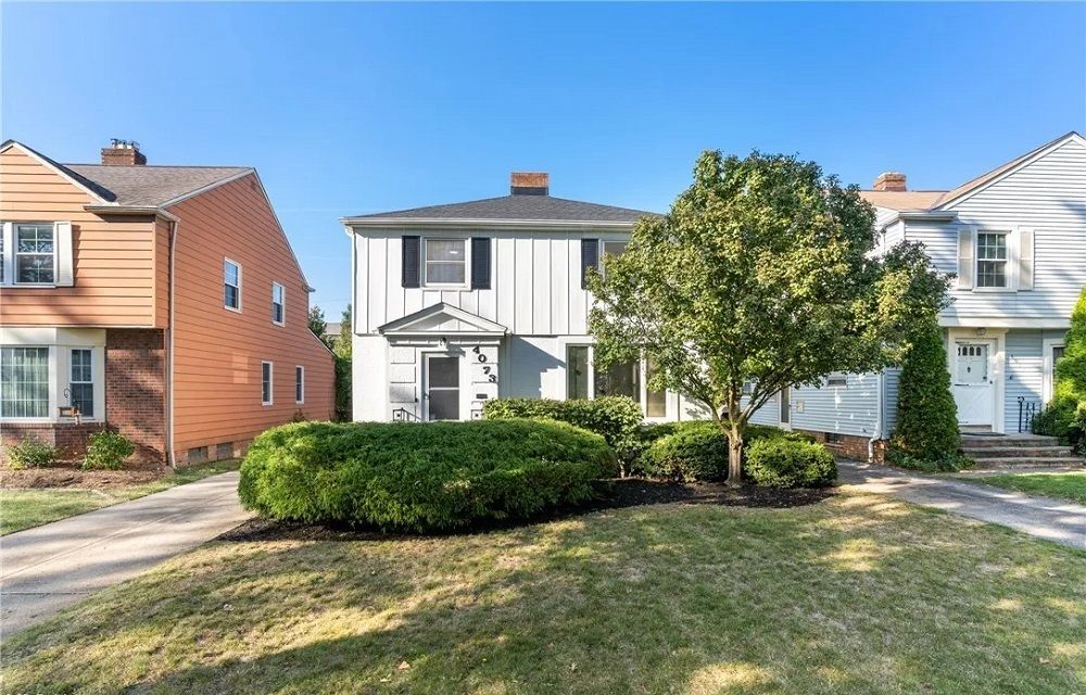 Sophisticated Living In Cleveland’s Most Desirable Suburb