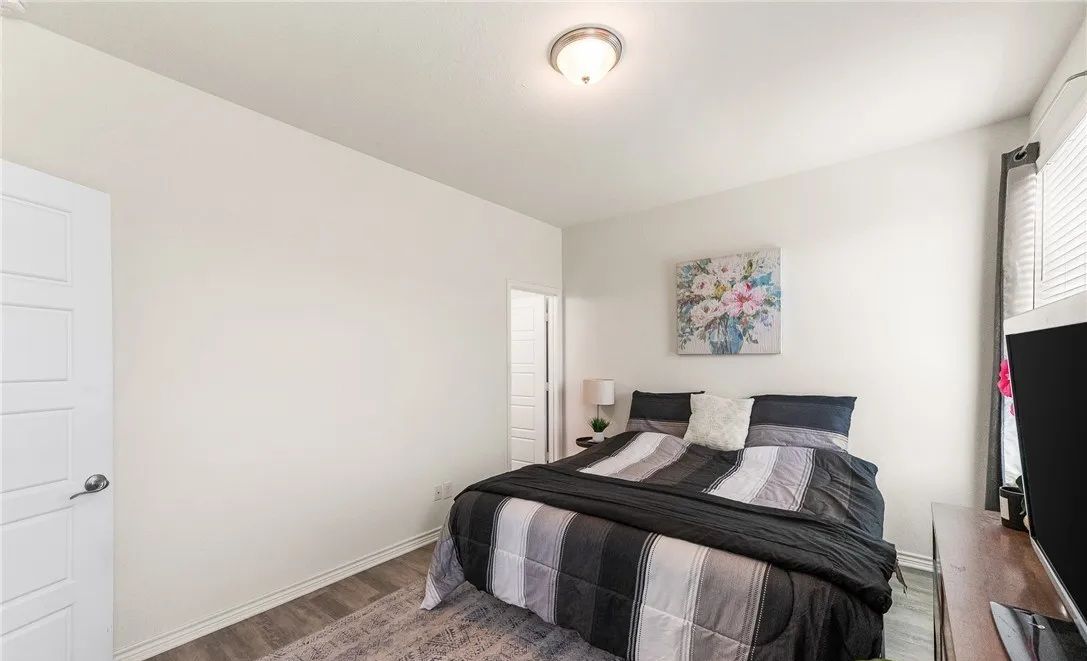 property-image-4