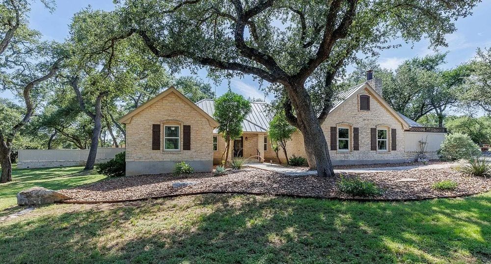 6 Acre Estate With Multiple Homes
