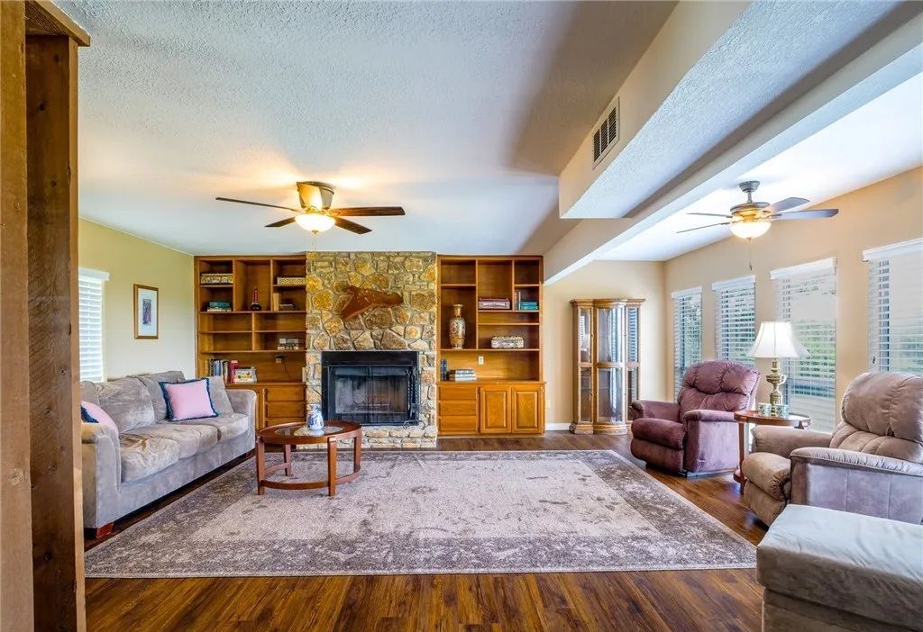 property-image-2