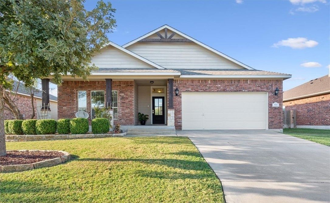 513 Dandridge Drive