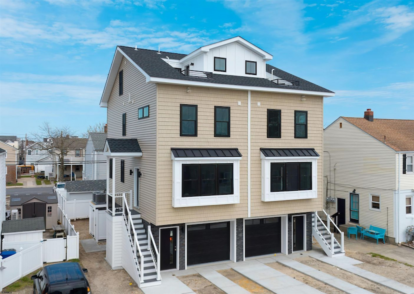 213 B N Harding Avenue