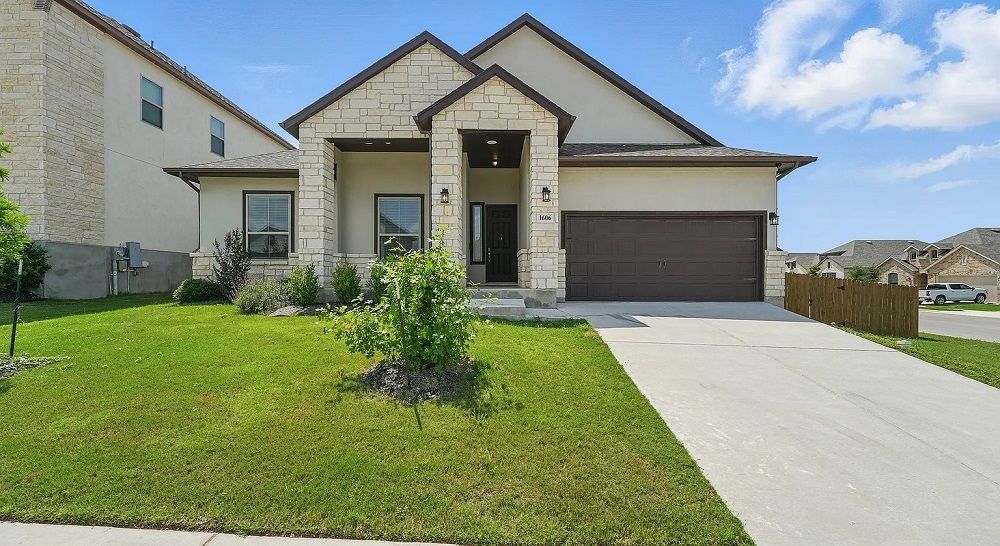 Smart Luxury Living In Meyer Ranch