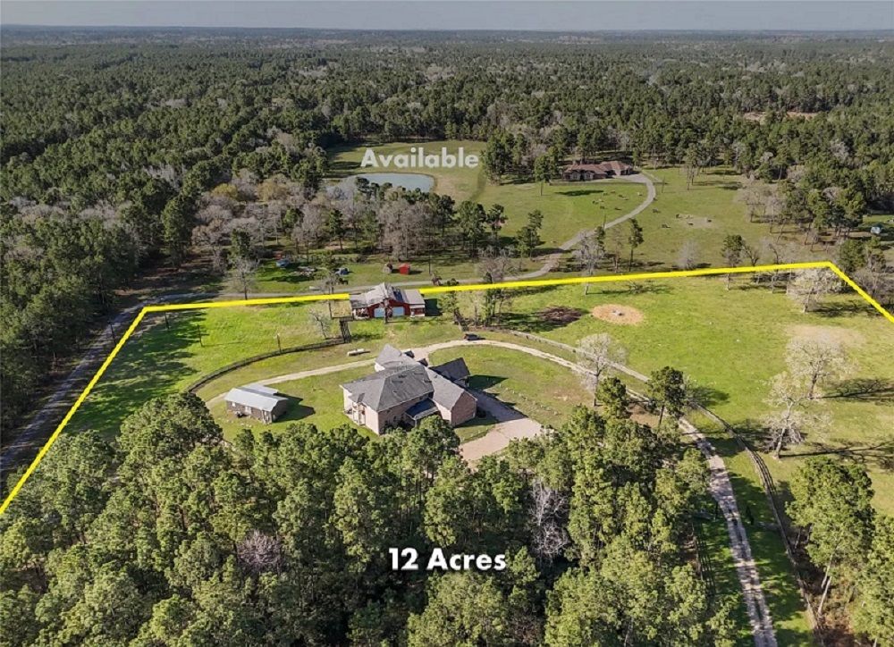 Exceptional Country Retreat And Lodge