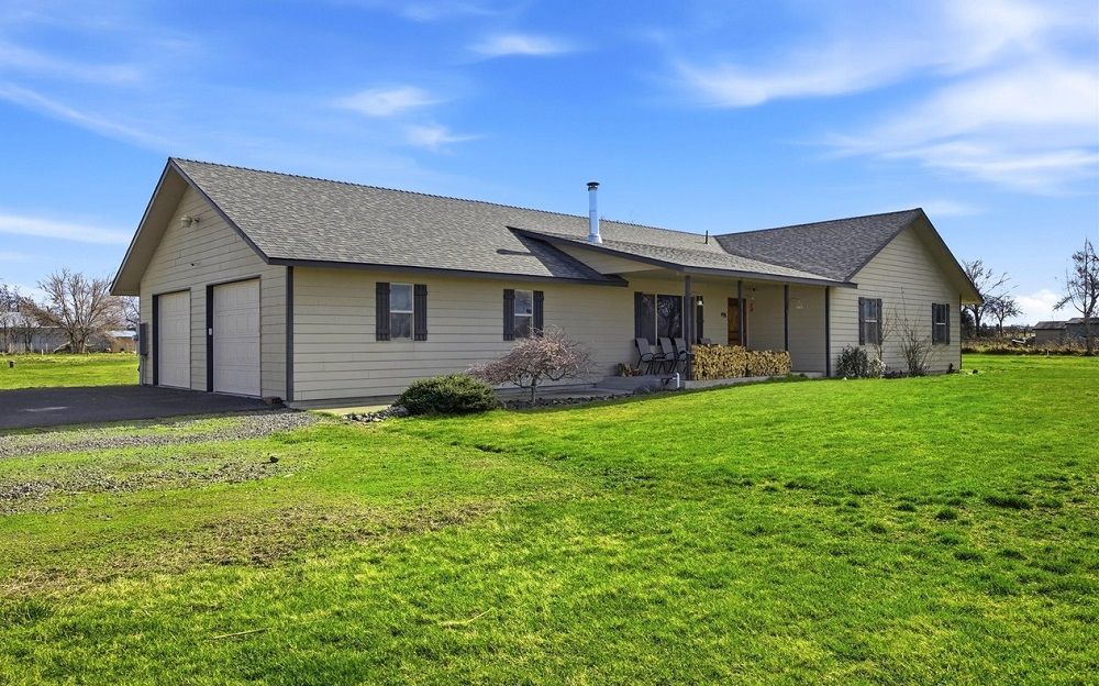 Five Acre Country Escape