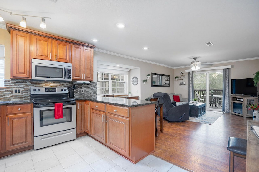 19 Gold Finch Dr Apt 1