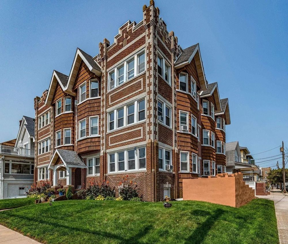 5003 Atlantic Ave Unit C04