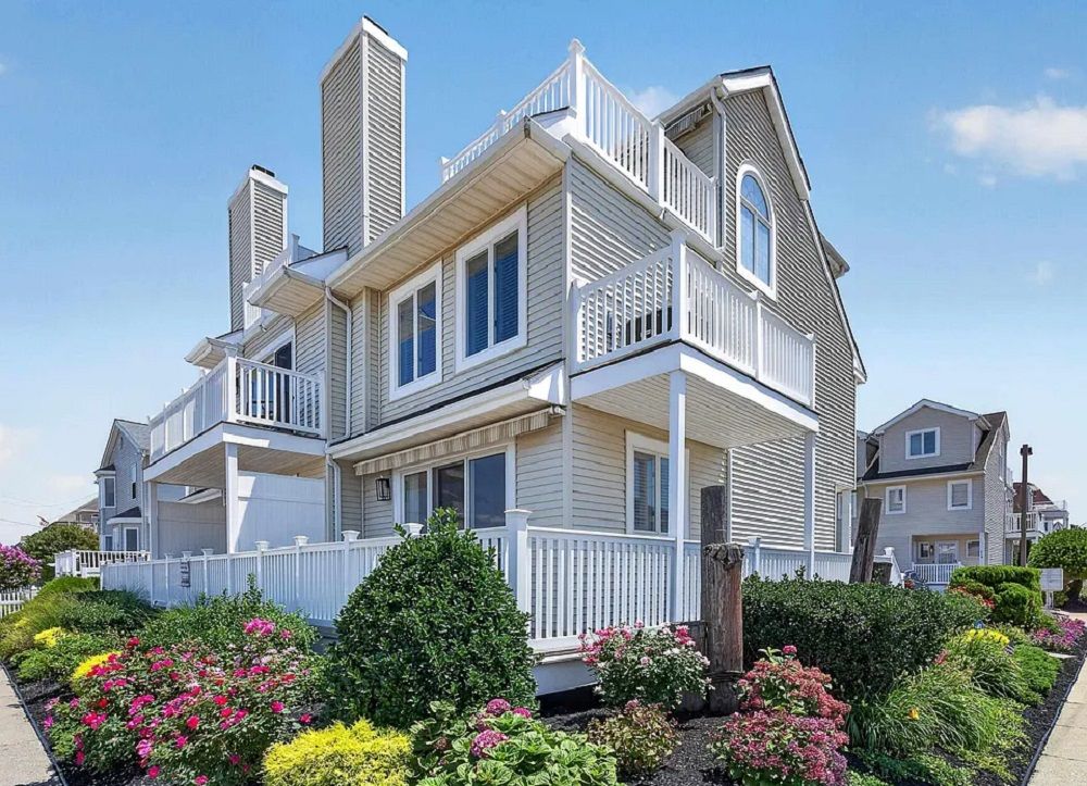 225 N 36th Ave