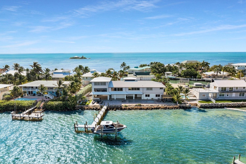 14 E Ocean Dr