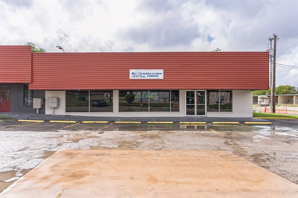 Prime Commercial Property Investment Opportunity!
