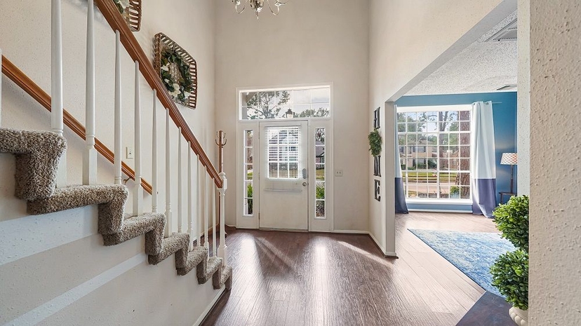 7518 Honey Creek Lane