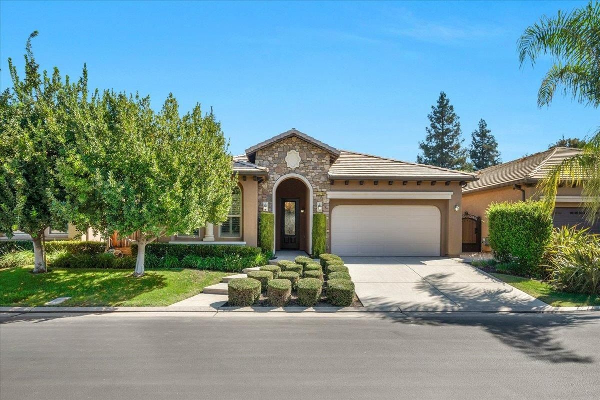 Rare Golf Course Retreat