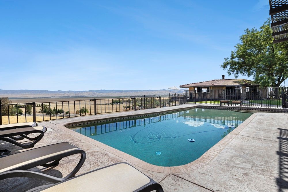 property-image-2