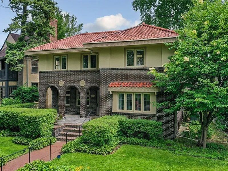 Kenwood Parkway Gem