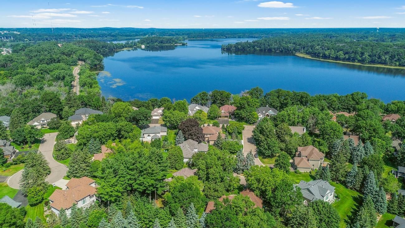Luxury In Nature, Elegant Retreat