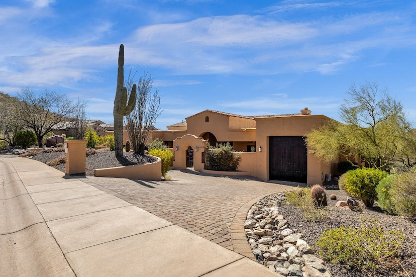 14675 E Paradise Dr