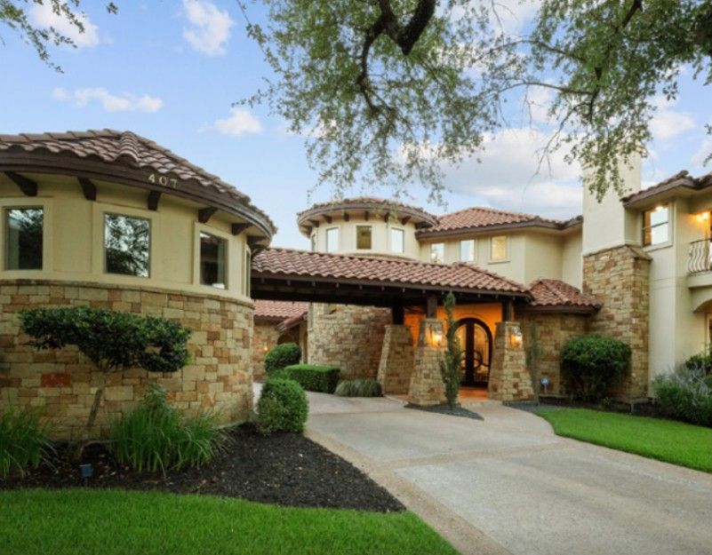 407 Hurst Creek