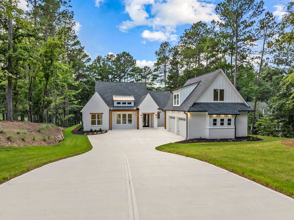 1070 Shadow Creek Way