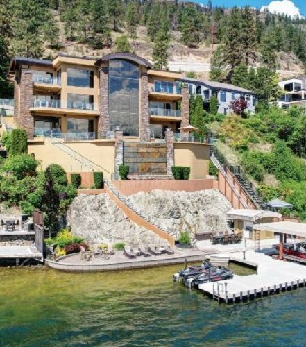 Lakefront Luxury Awaits