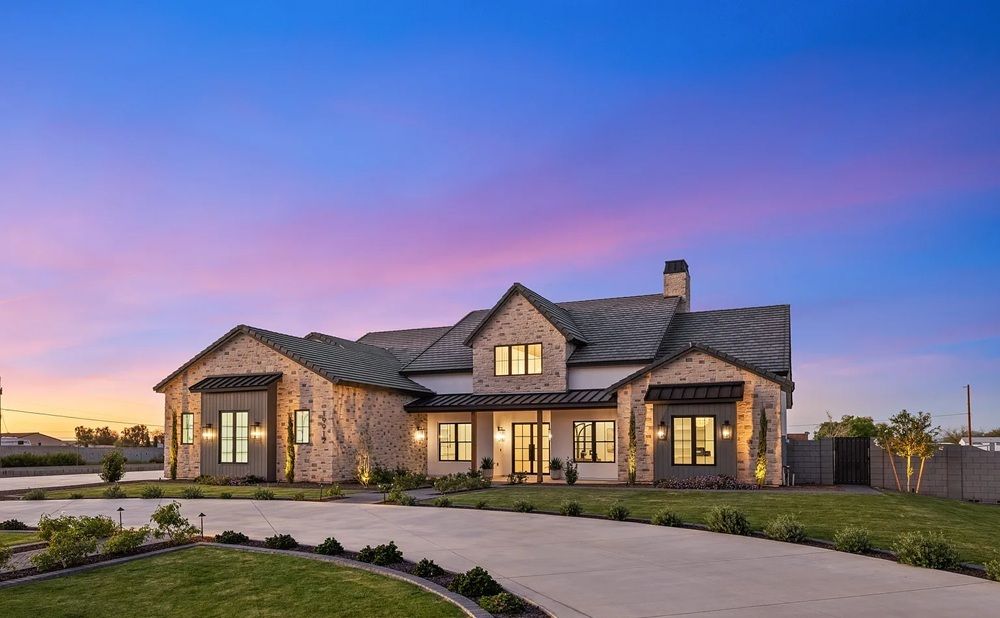 Exquisite Home In Private Community