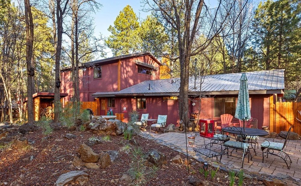3824 W Bermuda Cir