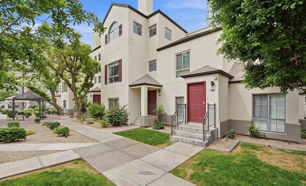 100 E Fillmore Street 102
