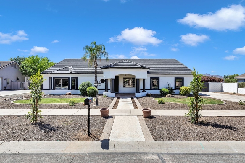 19935 E Arroyo Court