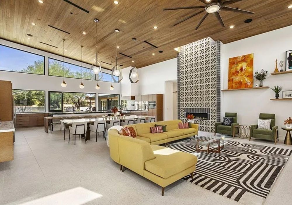 Luxury Living In Private Resort-Style Retreat