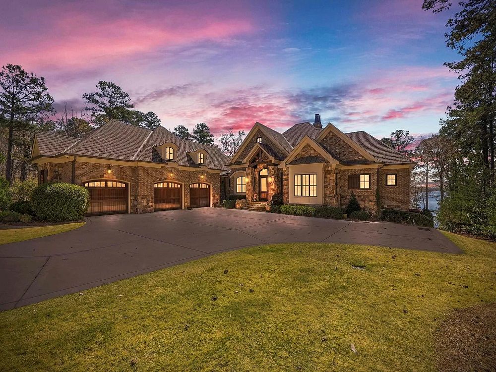 A Truly Exceptional Lakefront Estate