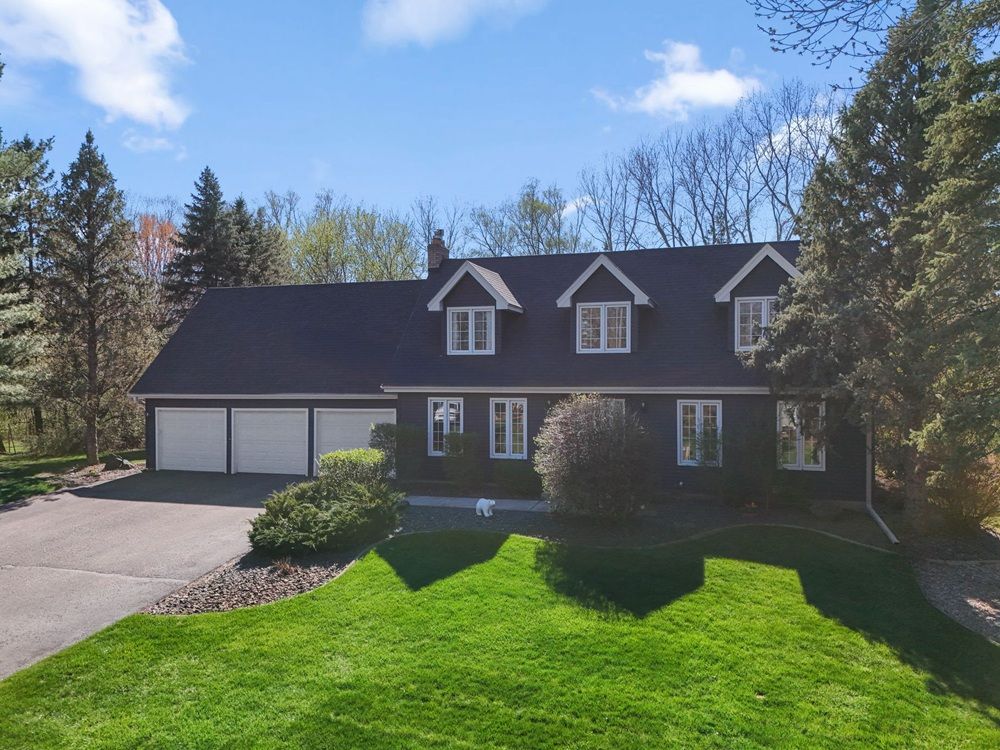 60 Deer Hills Court