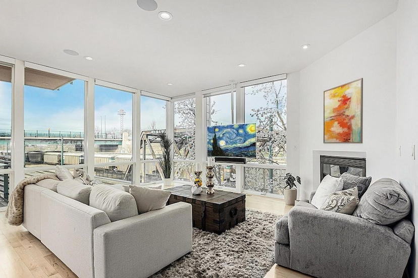 1401 Delgany St Unit 204