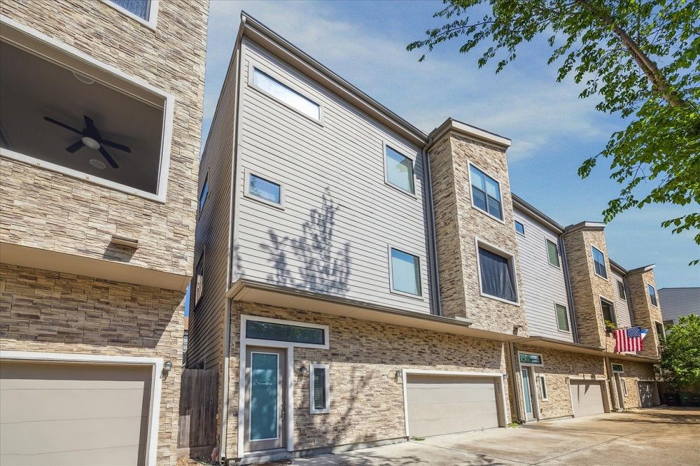 938 W 22nd Street Unit B