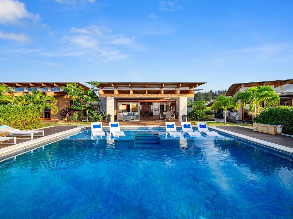Luxury Estate With Endless Views