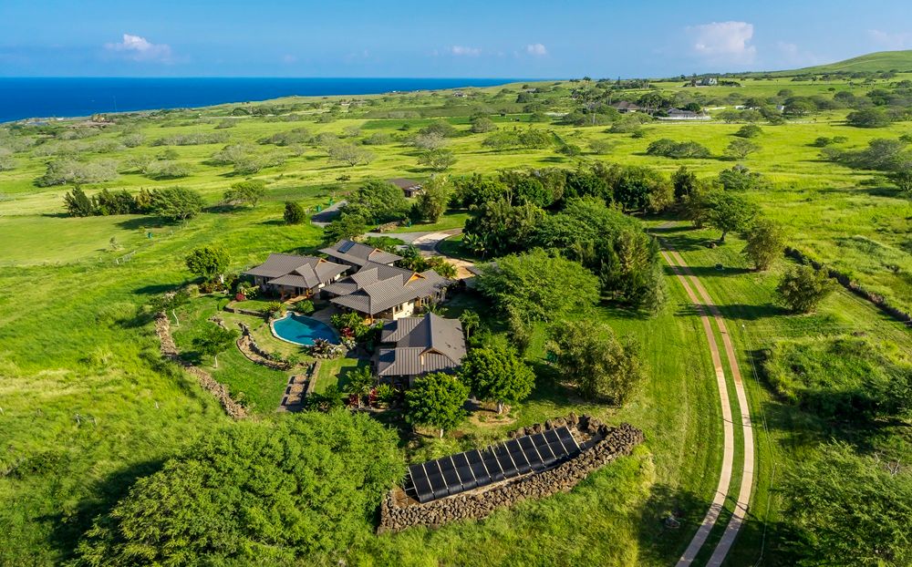 An Exceptional Kohala Coast Ranch Estate Within A Gated Private Oceanfront Community.