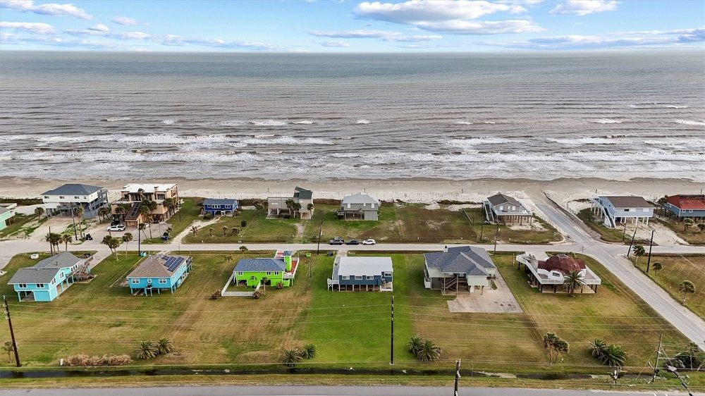16526 Jamaica Beach Rd.