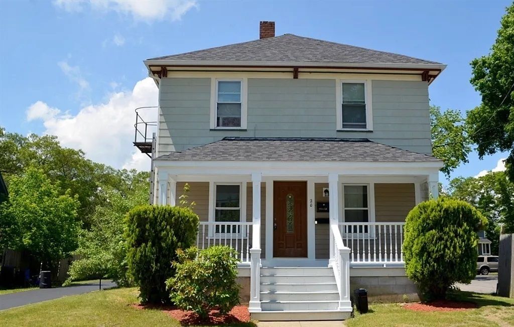 20 Russell St