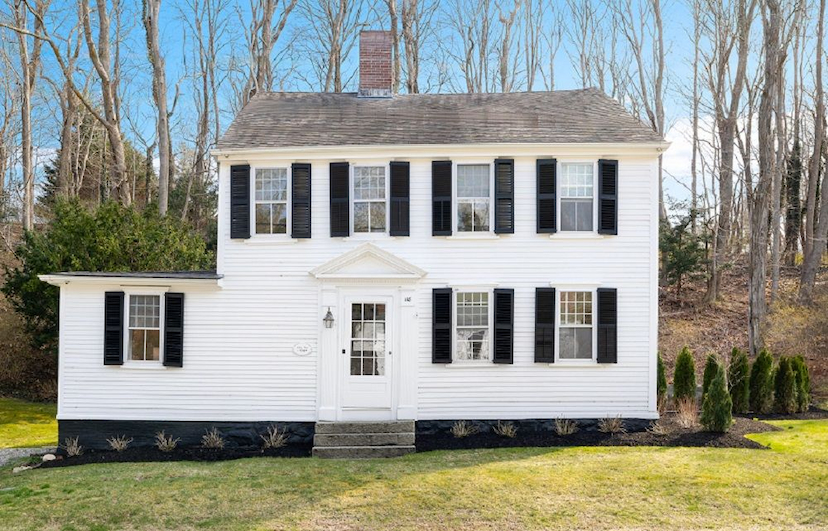 Charming Antique Home In Historic Sandwich Village