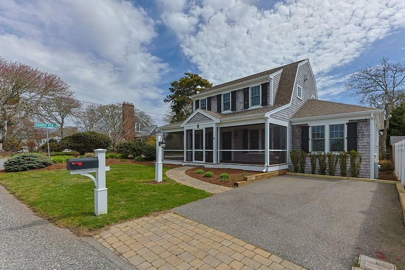 29 Hiawatha Road